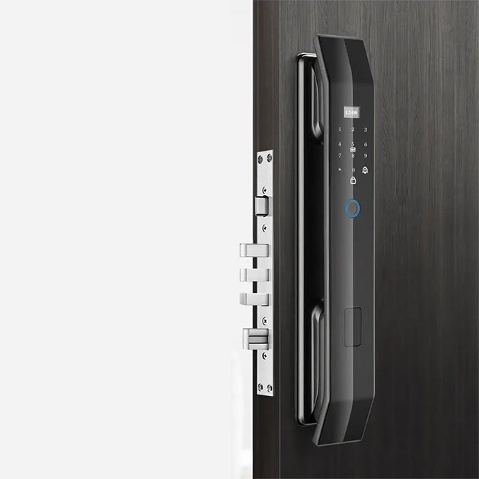 Energy-efficient smart lock with long battery life